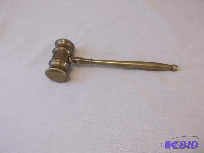 Collectable heavy solid brass judges gavel in...