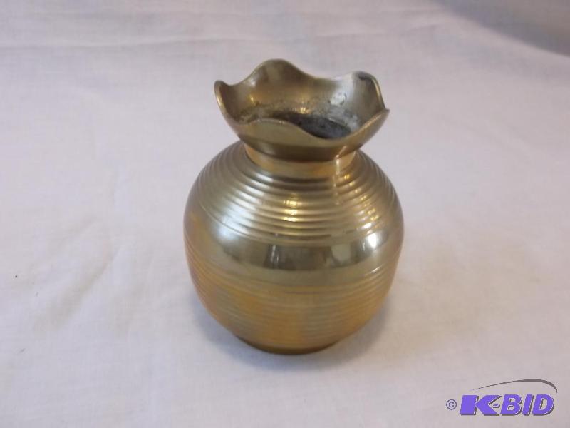 Heavy brass vase 4&quot x 3 14&quot made i...