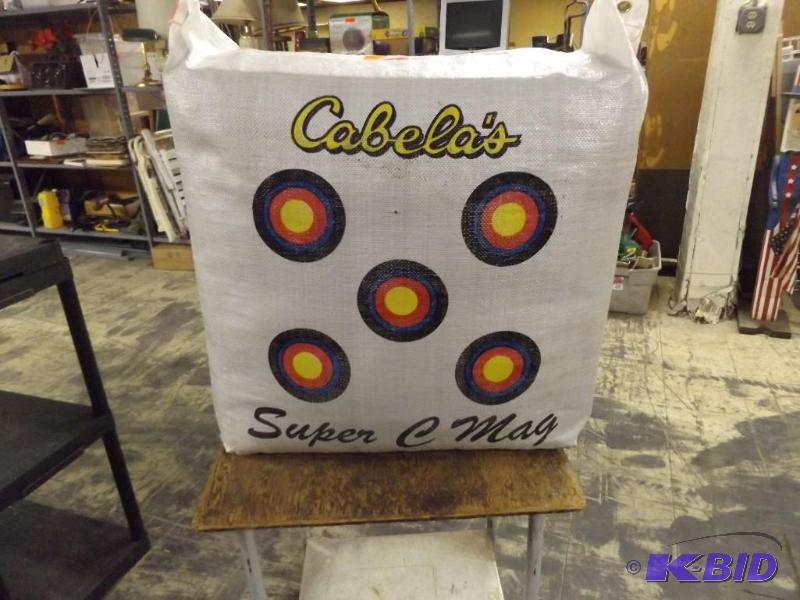 lot 239 image: NEW Cabelas archery target bale