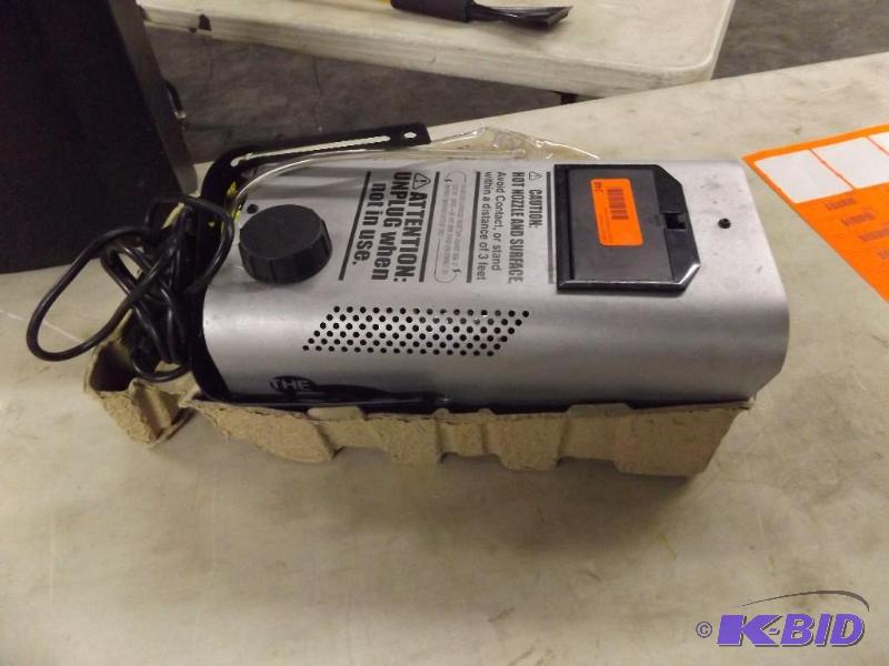 lot 248 image: Fog Machine