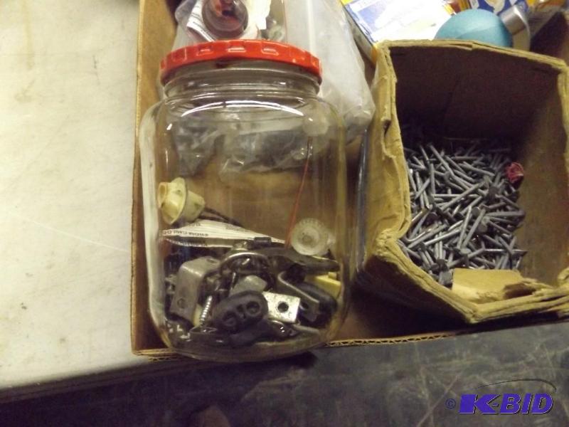 lot 273 image: Misc hardware, pair of gloves, painters tape