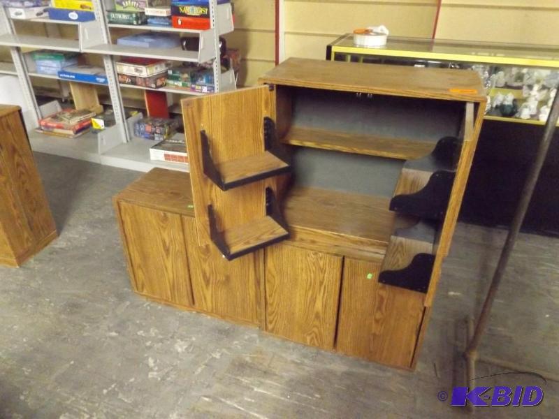 lot 314 image: VHS cabinets