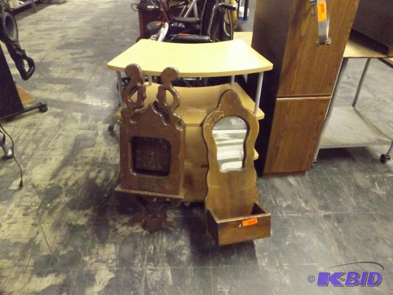 lot 315 image: Wall Clock and Mirror with Basket and shelving unit