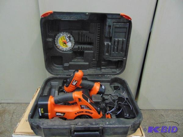 lot 40 image: 14.4 Volt Black & Decker Cordless Drill a...