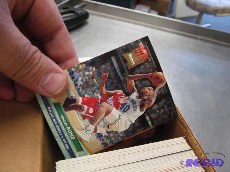 Box of 1992-93 Fleer Ultra Basketball Cards