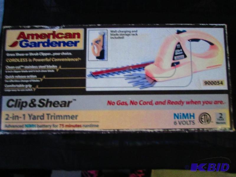 American Gardener Clip and shear 2-in-1 yard ...