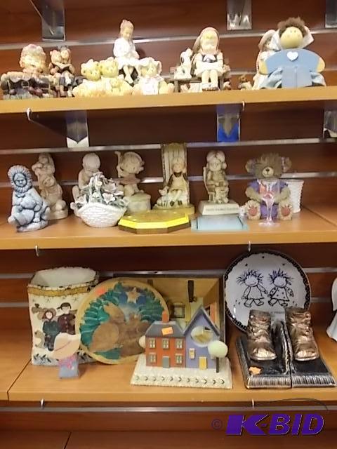 Figurines