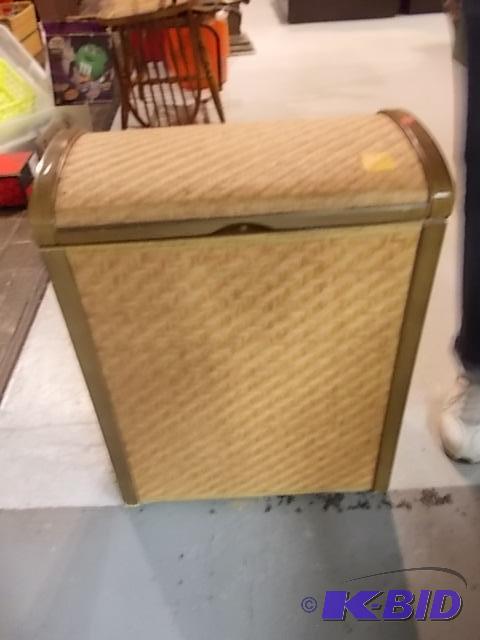 Hamper