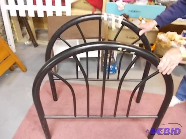 Black Metal Bed