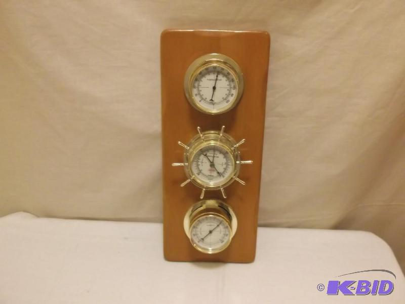 lot 18 image: Nice barometer measuring 6 12" L x 16&q...