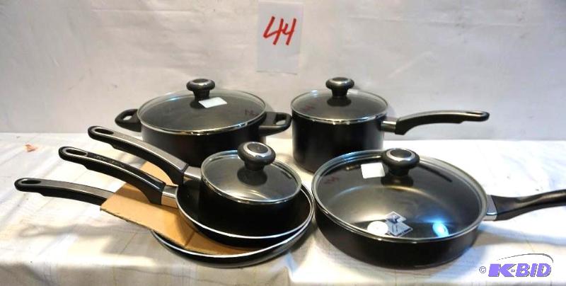 lot 44 image: Dupont plus 10 PC Non Stick Teflon Easy Clean...