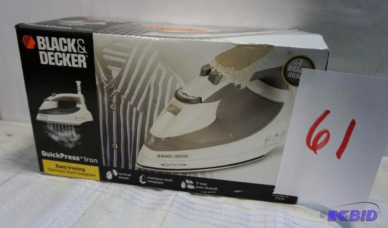 lot 61 image: Black & Decker Model F976&nbspQuick Pres...