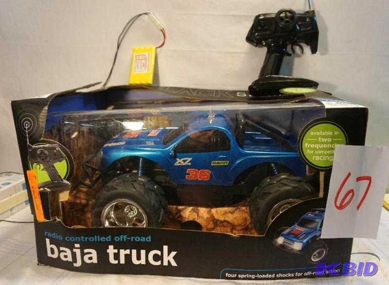 lot 67 image: Shift 3 The Black Series Remote Controlled Of...