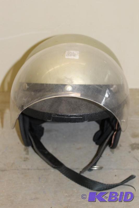 lot 226 image: Yamaha Helmet ...