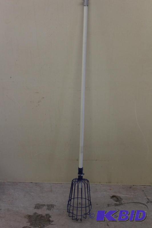 lot 228 image: Nwer apple picker in very good condition ...