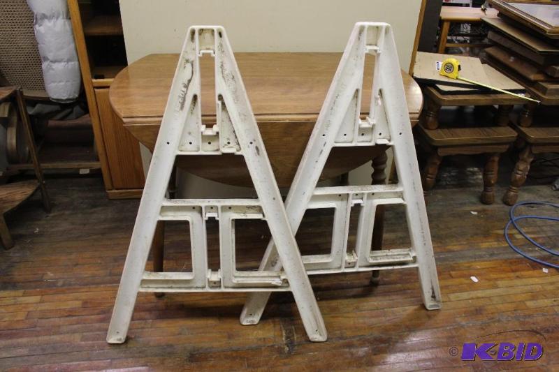 lot 255 image: Sawhorse Ends ...