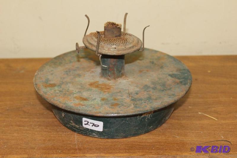 lot 270 image: Vintage Coleman Lantern ...
