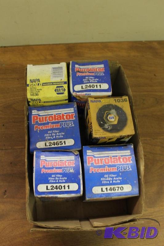 lot 317 image: Oil Filters ...