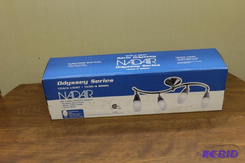 lot 35 image: NEW Track Lighting ...