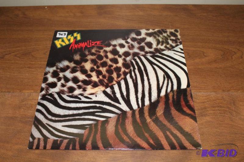 lot 363 image: KISS Animalize LP