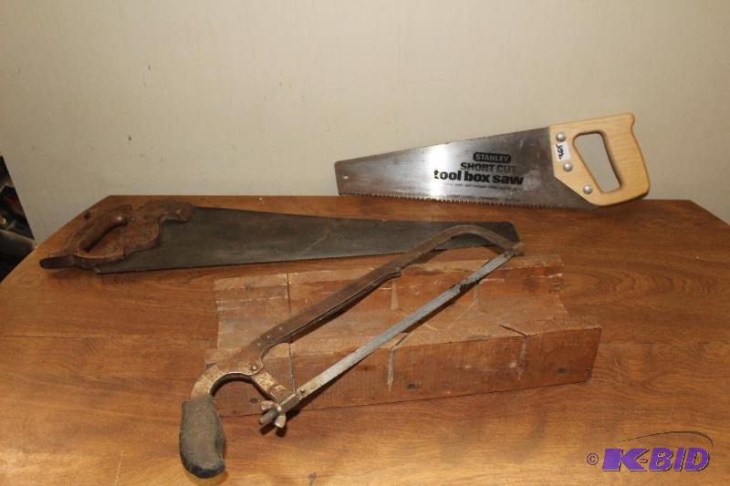 lot 365 image: Miter&nbspBox and Saws ...