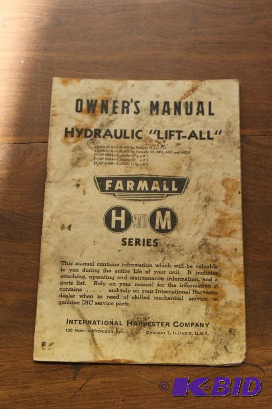 lot 372 image: Farmall&nbspH and M Hydraulic Lift-All"...