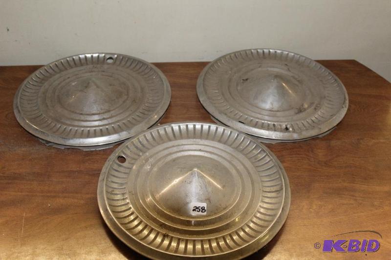 lot 458 image: Vintage Hubcaps  Excellent Condition for its ...