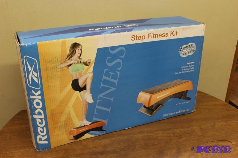 lot 47 image: Reebok Step Fitness Kit, Unused ...