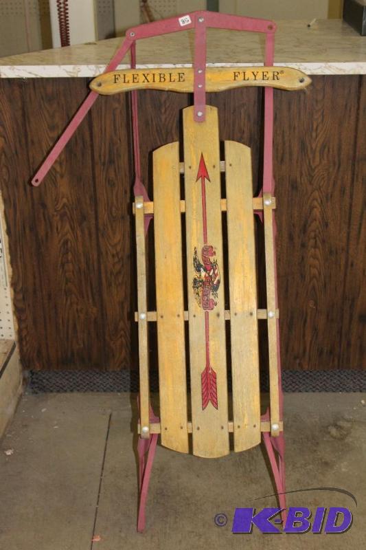 lot 58 image: Vintage Flexible Flyer Sled ...