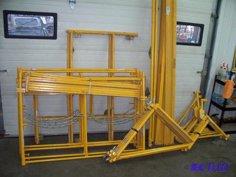Scaffolding Set&nbsp (complete looks like ne...