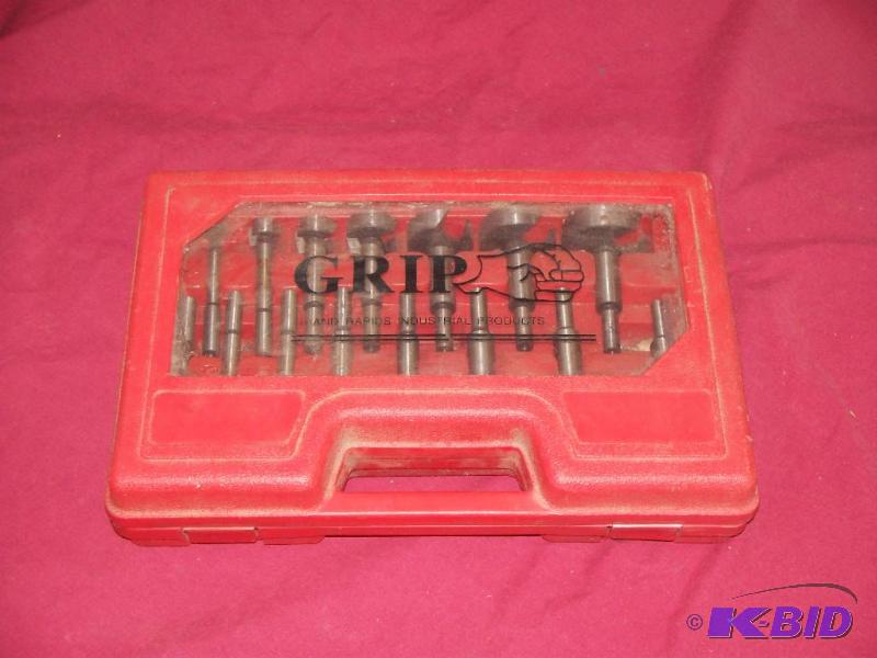16 piece wood bore set in case...