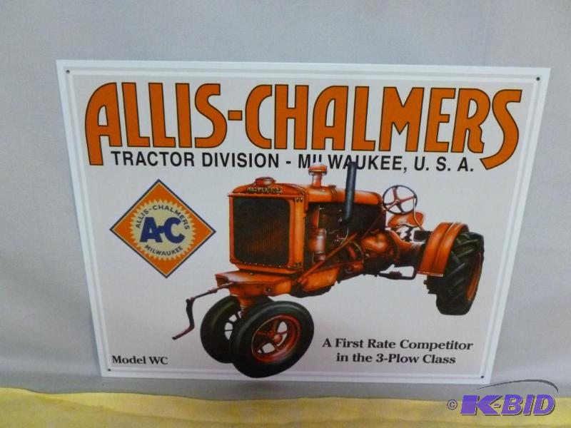 lot 33 image: Collectible Allis Chalmers Model WC Tractor&n...
