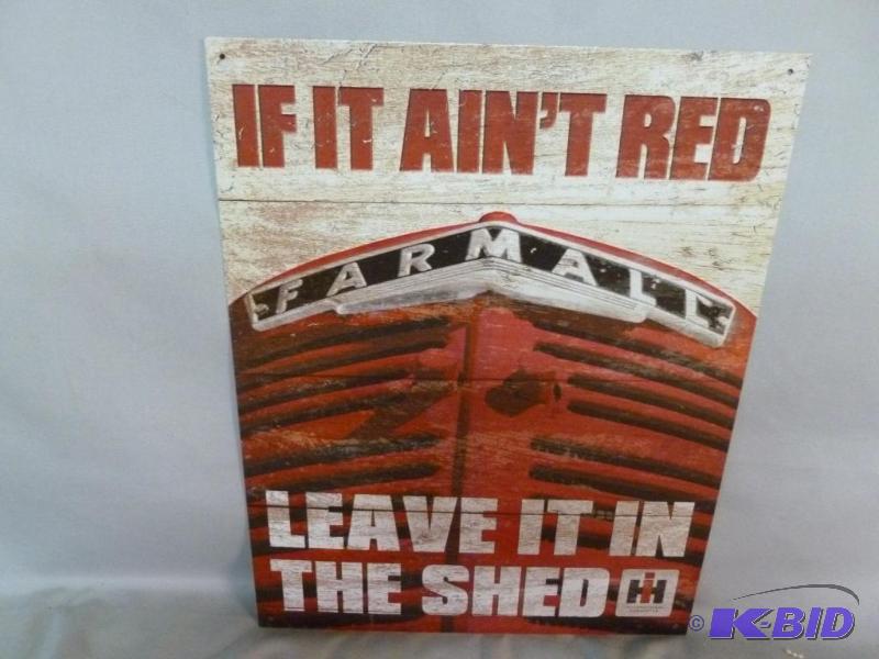 lot 89 image: Collectible Farmall " If It Aint R...