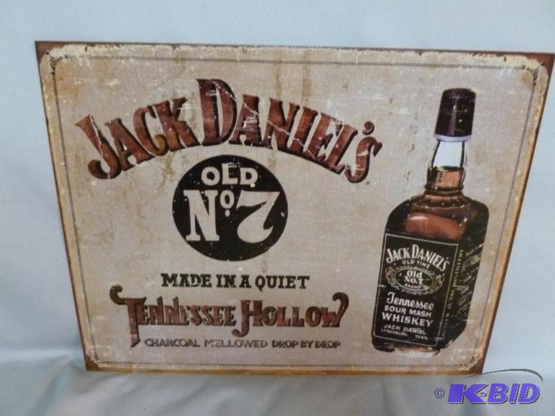 lot 99 image: Collectible Jack Daniels Old No. 7 Metal Sig...