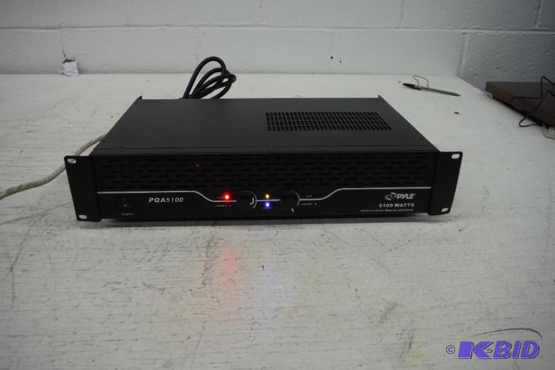 lot 102 image: Pyle  5100 Watt Amp PQA5100, Powers up, has not been tested