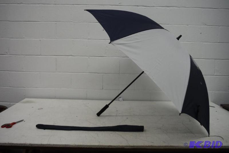 lot 103 image: Golf Umbrella, Has tear in canopy, see picture