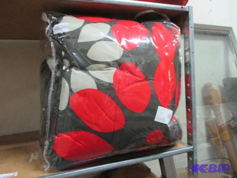 queen bed set...