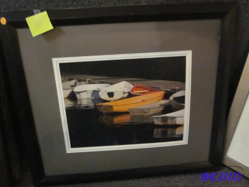 Small up to 20 inch framed art.  &nbsp  &nbs...
