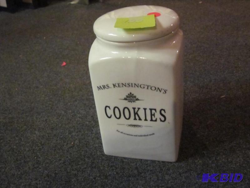 Cookie jar with lid.&nbsp  &nbsp  &nbsp...
