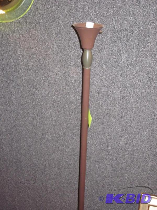 Metal floor lamp.&nbsp  &nbsp  &nbsp...