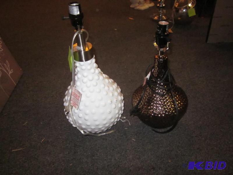 Pair of table lamps....