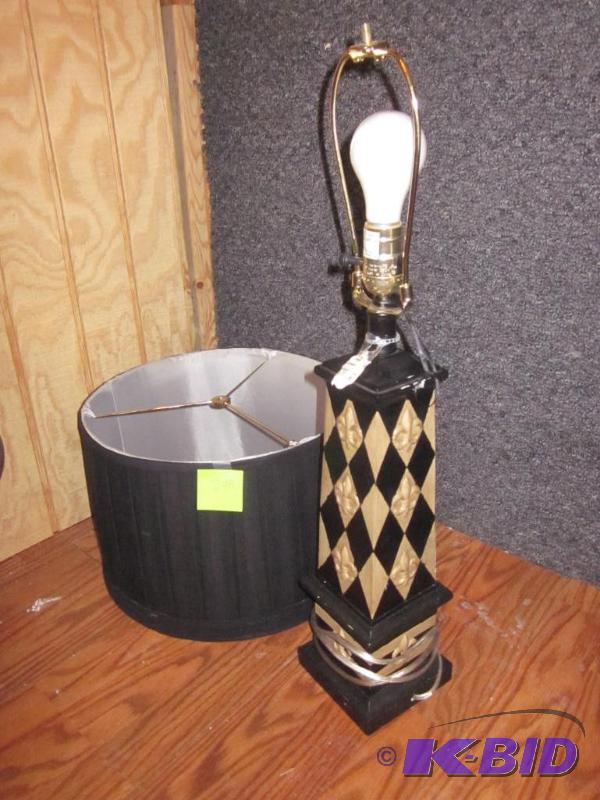 Decorative table lamp with shade....