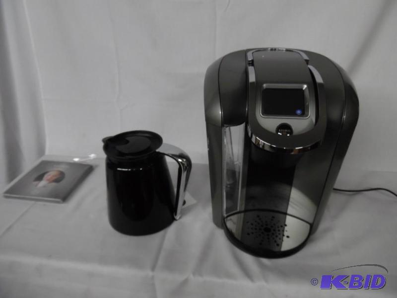 lot 12 image: Keurig 2.0 K550 Brewing System