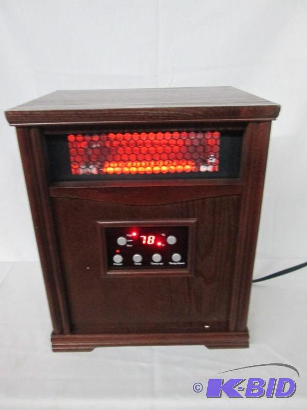 lot 17 image: LifeSmart Electric Infrared Quartz Heater