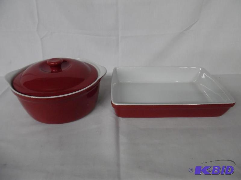lot 23 image: 3 Piece Ceramic Ovenware