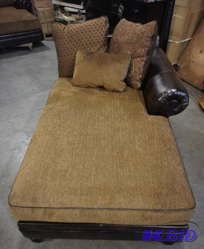 New Ashley Chaise Lounge with decorative pill...