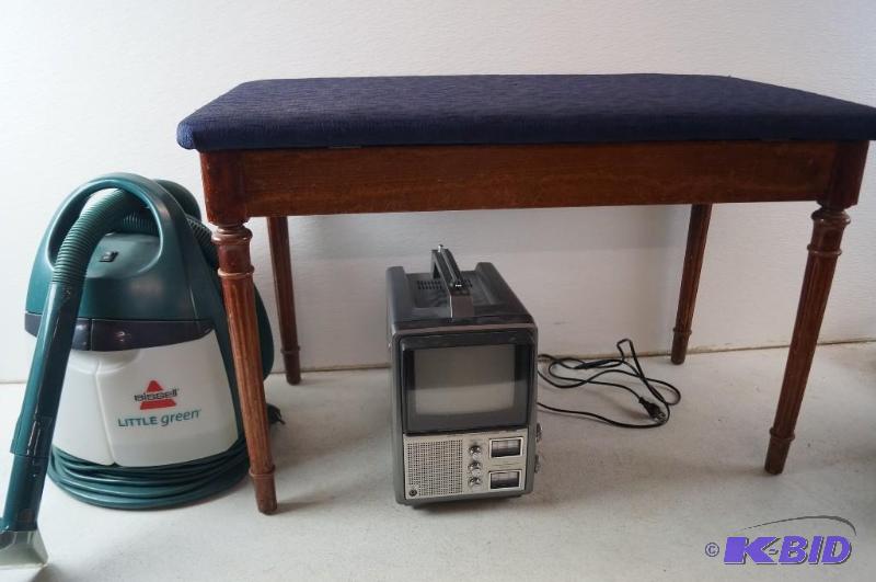 piano bench