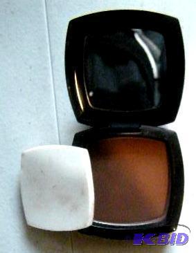lot 20 image: M. Vie Pressed Mineral Foundation - Espresso ...