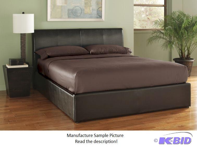 lot 51 image: Queen Platform Bed - Brown like leather - Hea...