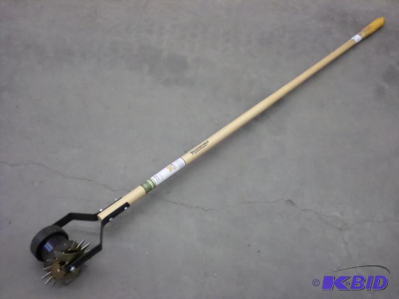 lot 117 image: Yardworks 2-Wheel Edger...
